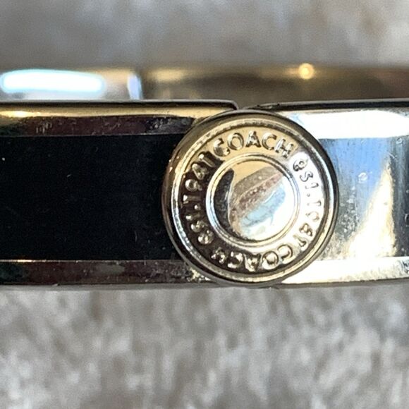 Coach bangle push hinge bracelet Black Enamel silvertone logo classic designer - Picture 2 of 10